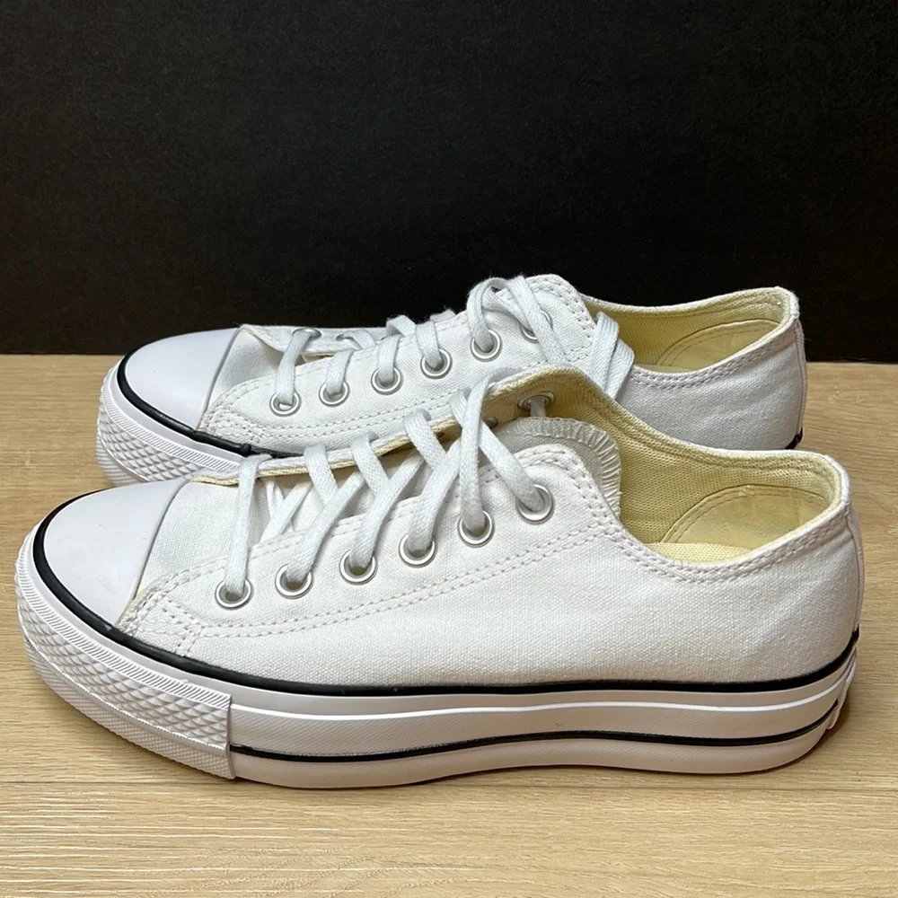 Converse low top